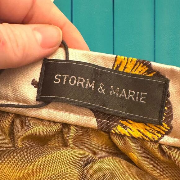 Storm & Marie Skirt NWT Damaged Satin Dandelion Mini Skater Skirt Size 6 - Picture 7 of 16